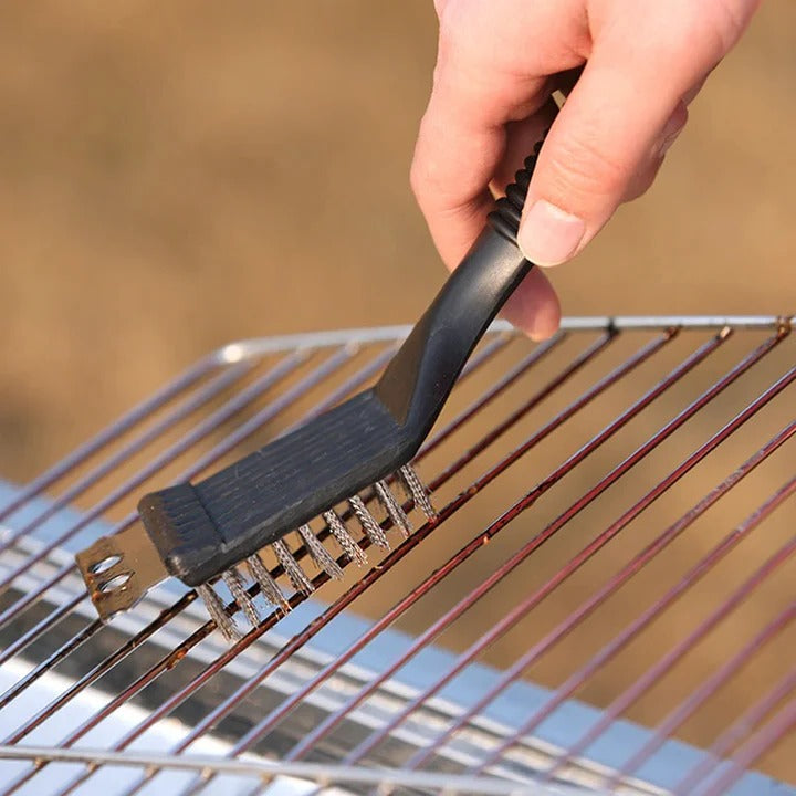Grill Cleaning Brush with Stainless Steel Wire Bristles and Scraper