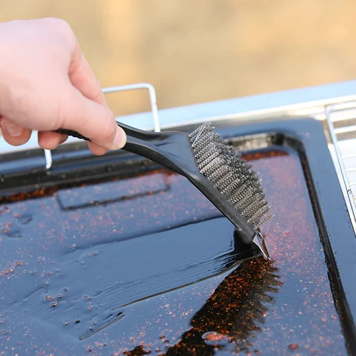 Grill Cleaning Brush with Stainless Steel Wire Bristles and Scraper