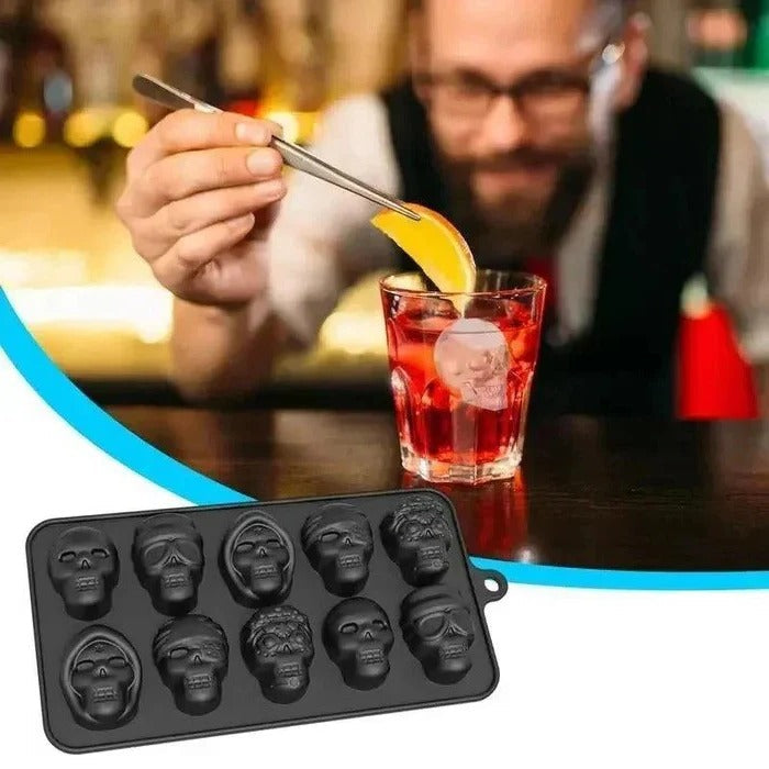 Skull Shaped Silicone Ice Cube Tray with 10 Cavities for Themed Drinks