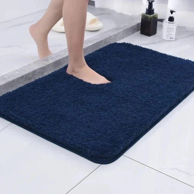 Faux Fur Bathroom Rug with Non Slip Grip and Thick Cushion Design