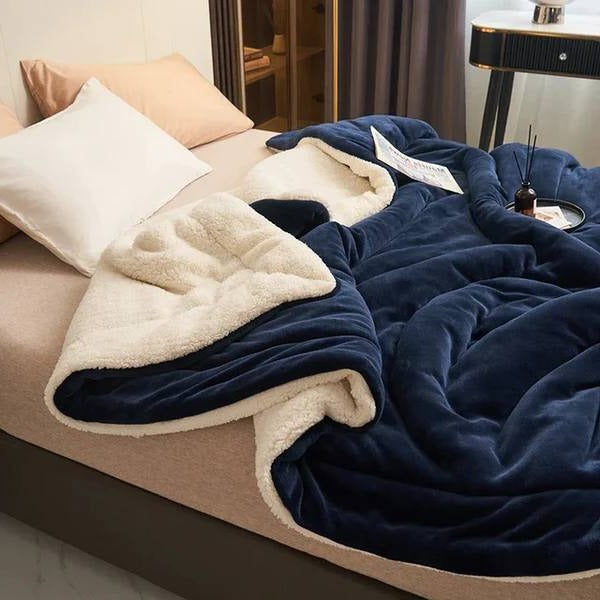 Super Soft Plush Fleece Throw Blanket for Couch and Bed Use
