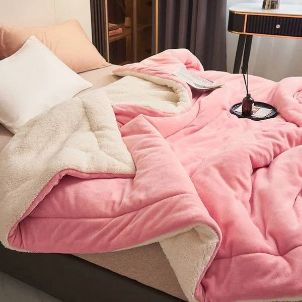 Super Soft Plush Fleece Throw Blanket for Couch and Bed Use